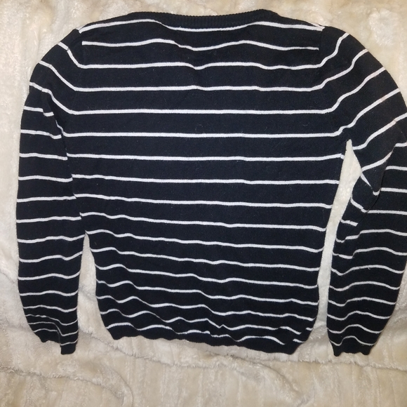 Guess sweater size medium - Picture 5 of 6